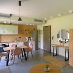 דירה Antinea Olympian אולימפיה