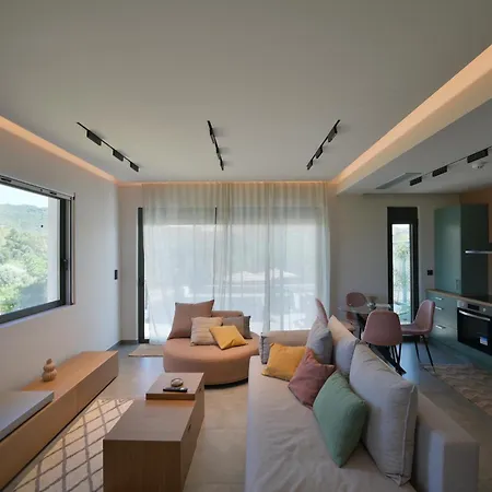 Antinea Olympian Lägenhet