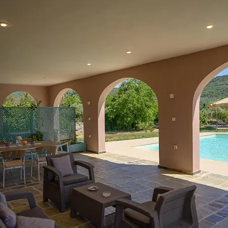 Antinea Olympian Lägenhet